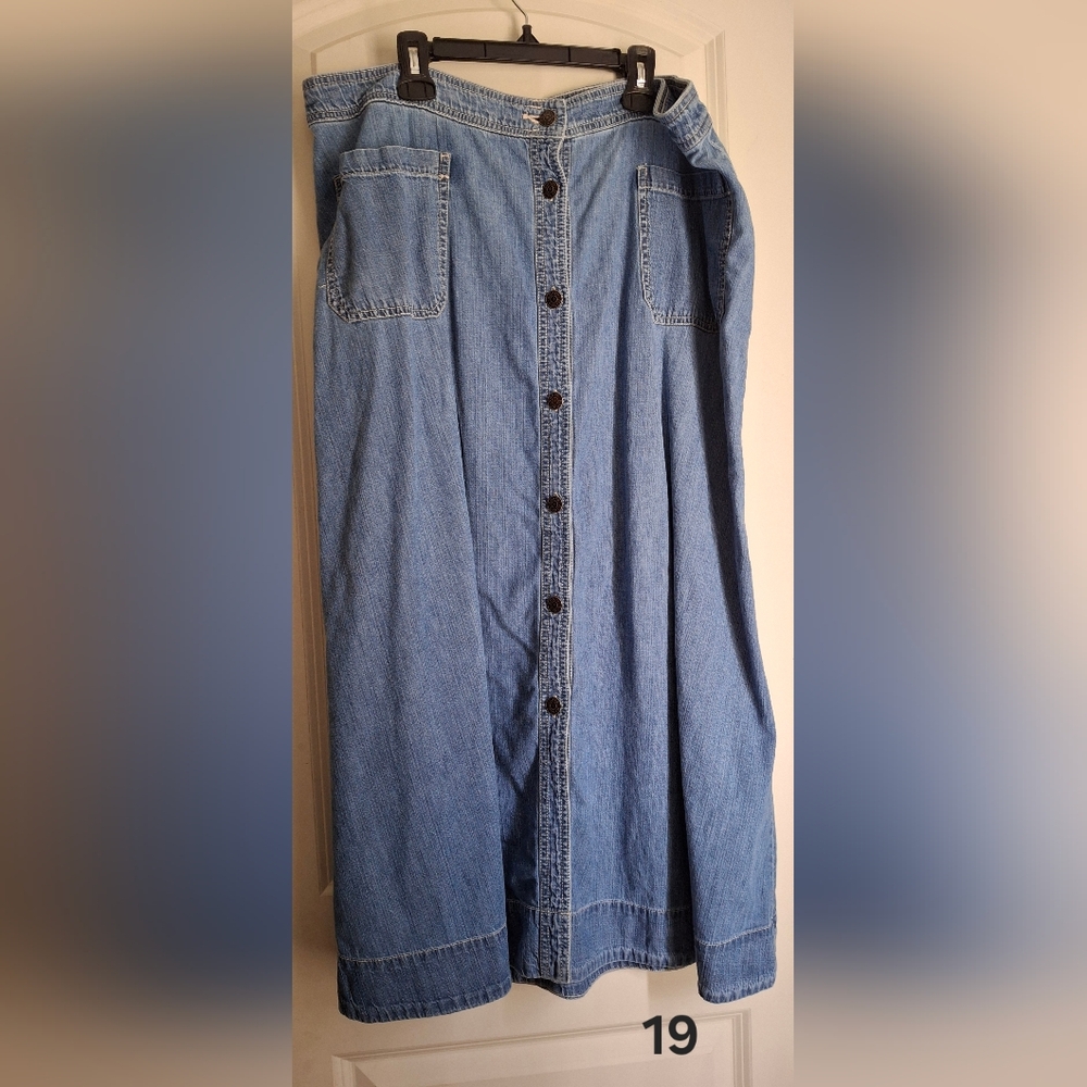 Chaps Denim Maxiskirt Front Button Sz 16 Western Gypsy Boho Casual Travel Y2k